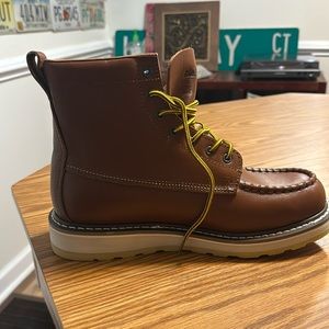 DIEHARD 84994 6” Soft Toe Boot Size 10.5 Men